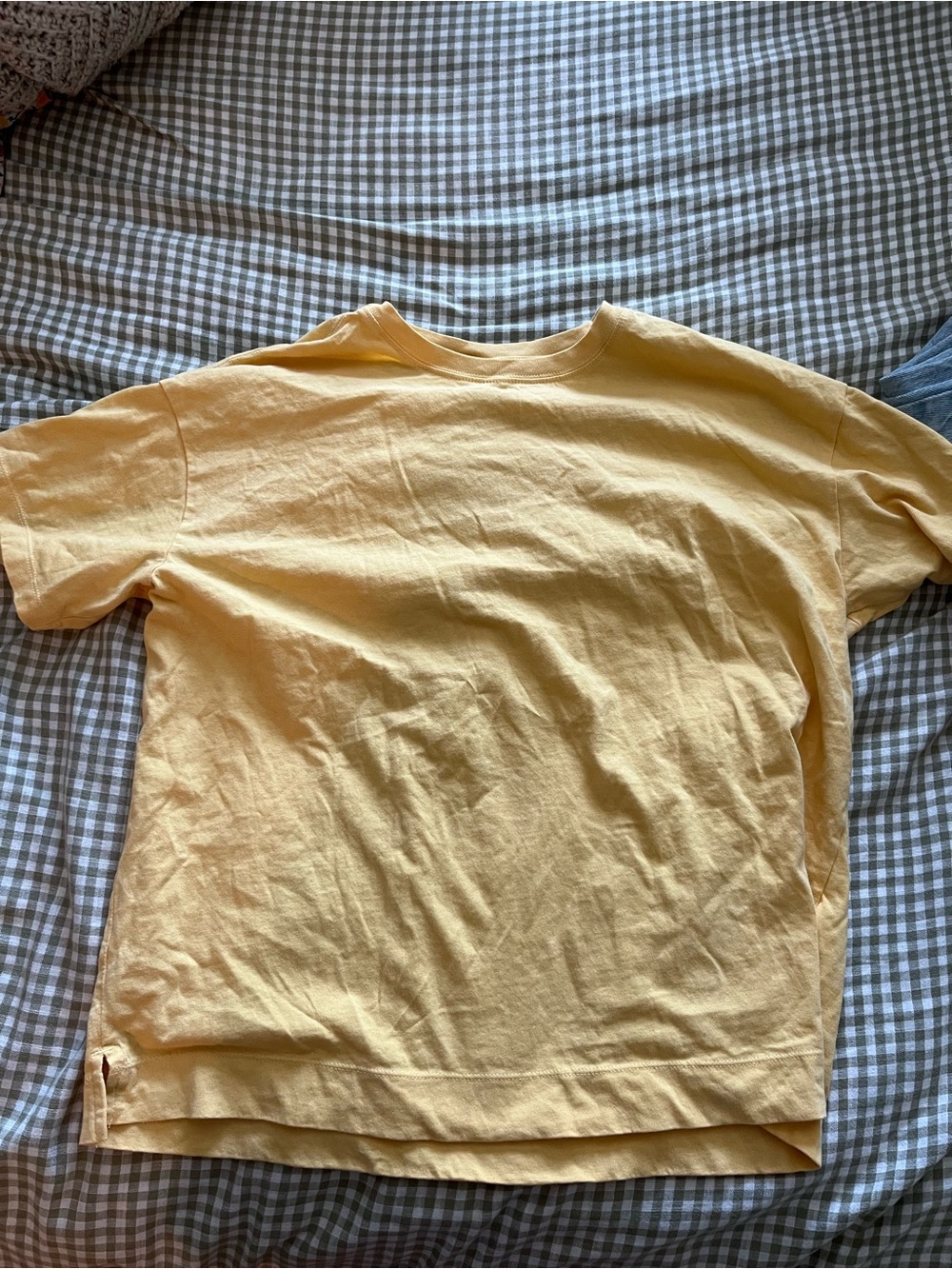 Old Navy women's Sunlit Yellow Crew Neck vintage Tee
